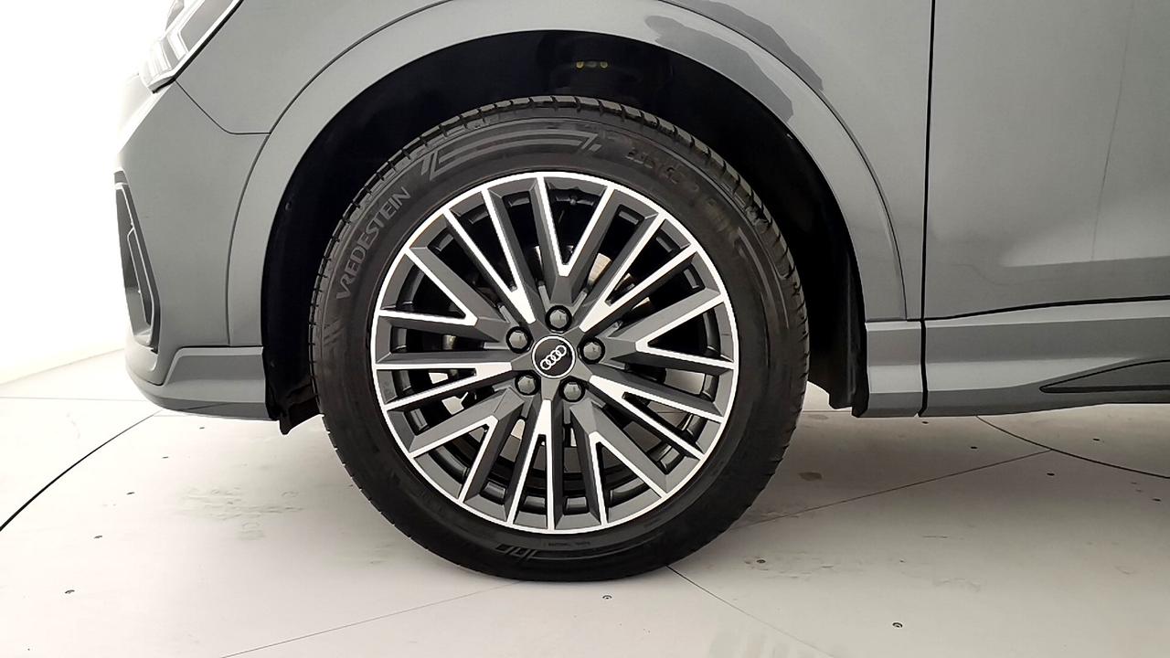 AUDI Q3 II 2018 - Q3 35 1.5 tfsi S line edition