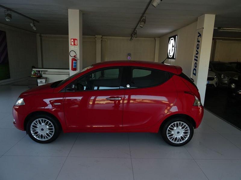 Lancia Ypsilon 1.2 69 CV 5 porte GPL Ecochic Silver