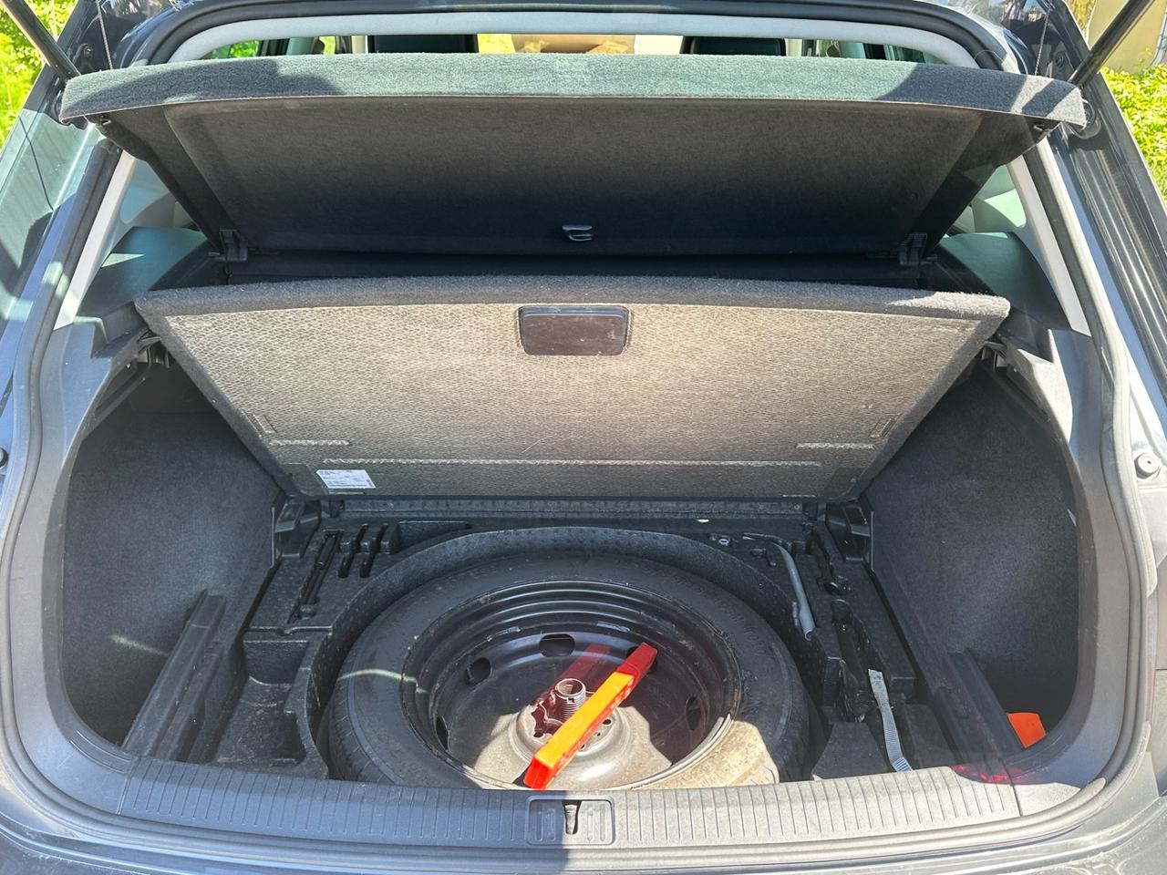 Volkswagen Tiguan 2.0 TDI SCR DSG Business BlueMotion Technology