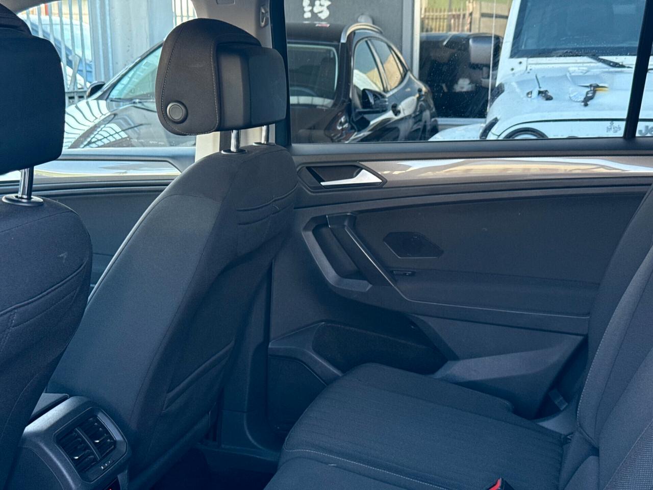 Volkswagen Tiguan Allspace 2.0 tdi 7 POSTI (EURO 6E)
