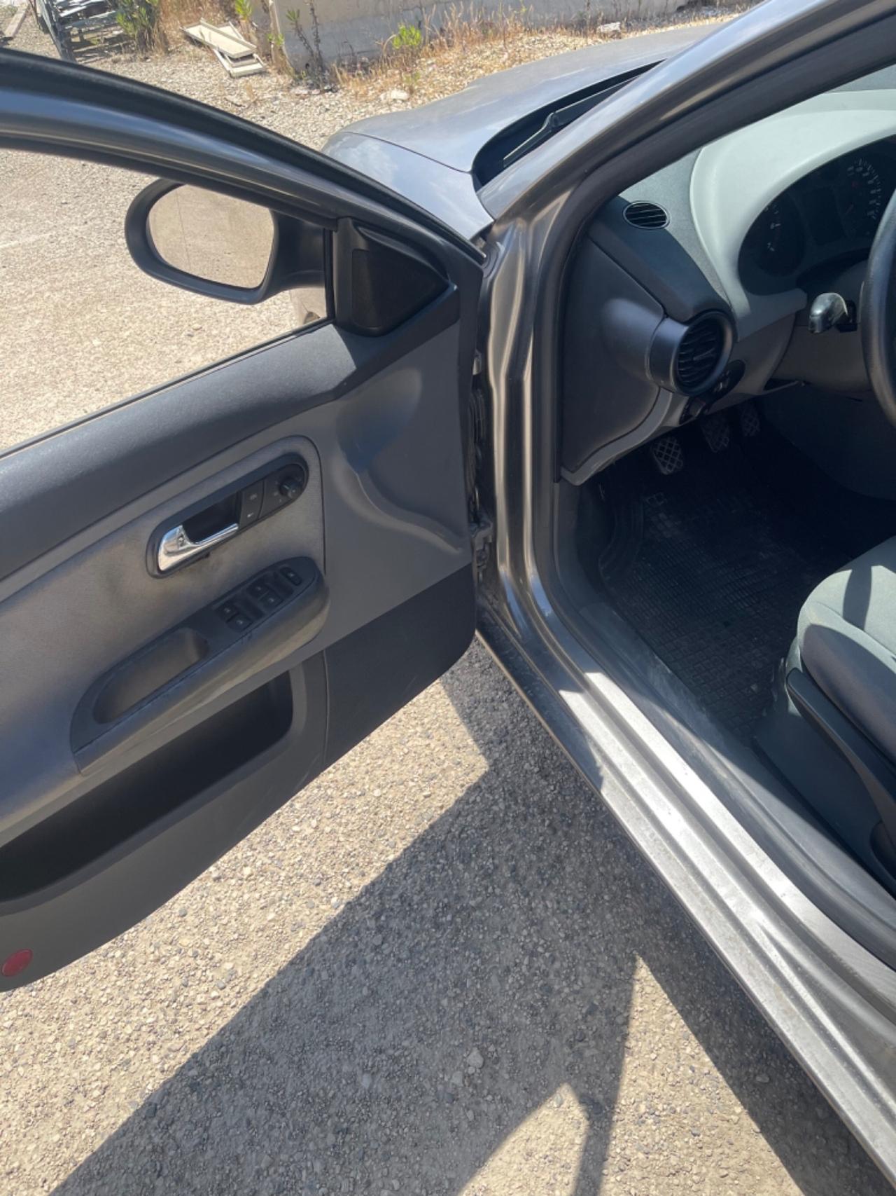 Seat Ibiza 1.4 16V 5p. Signo