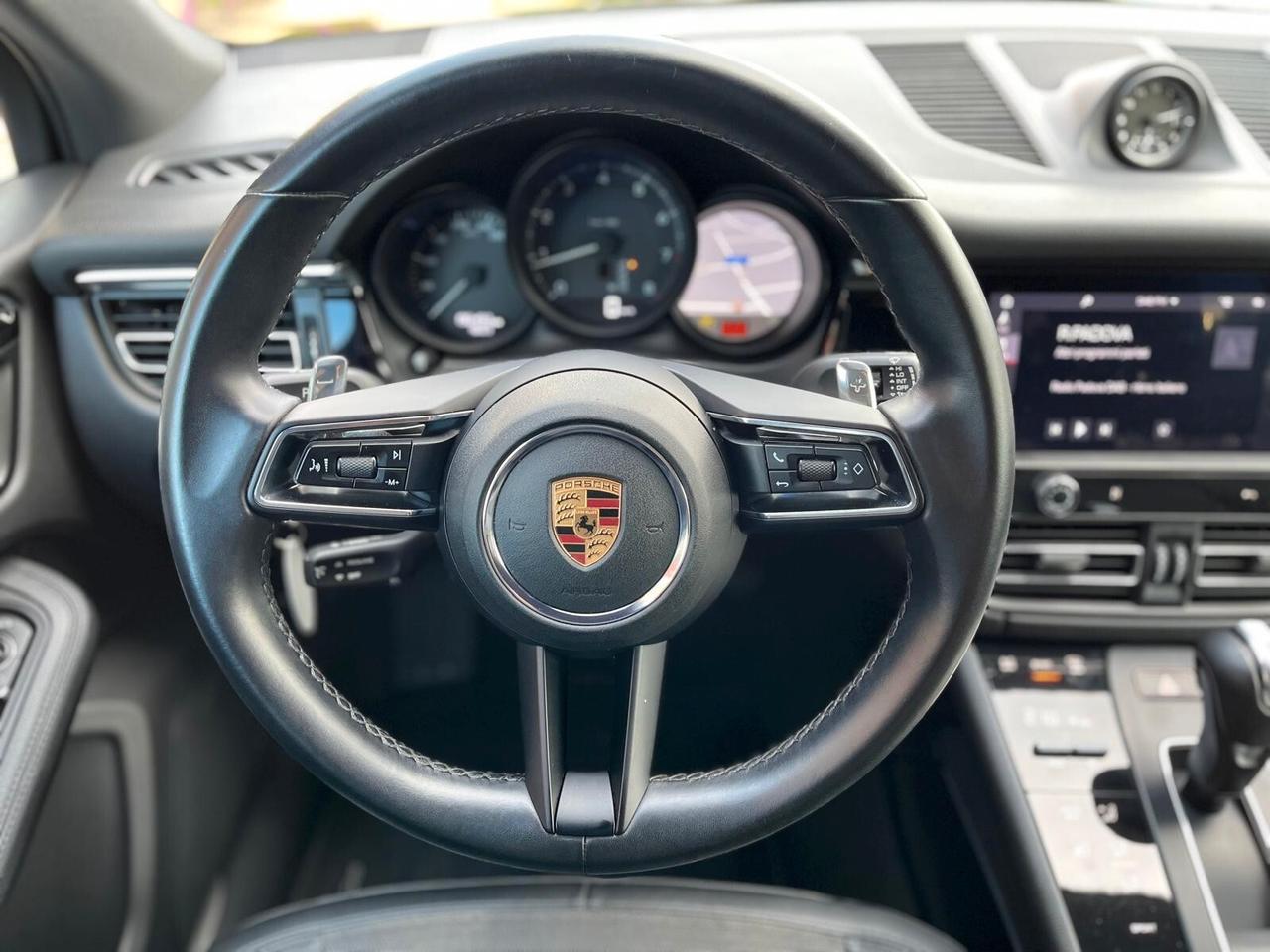 Porsche Macan 2.0 265CV