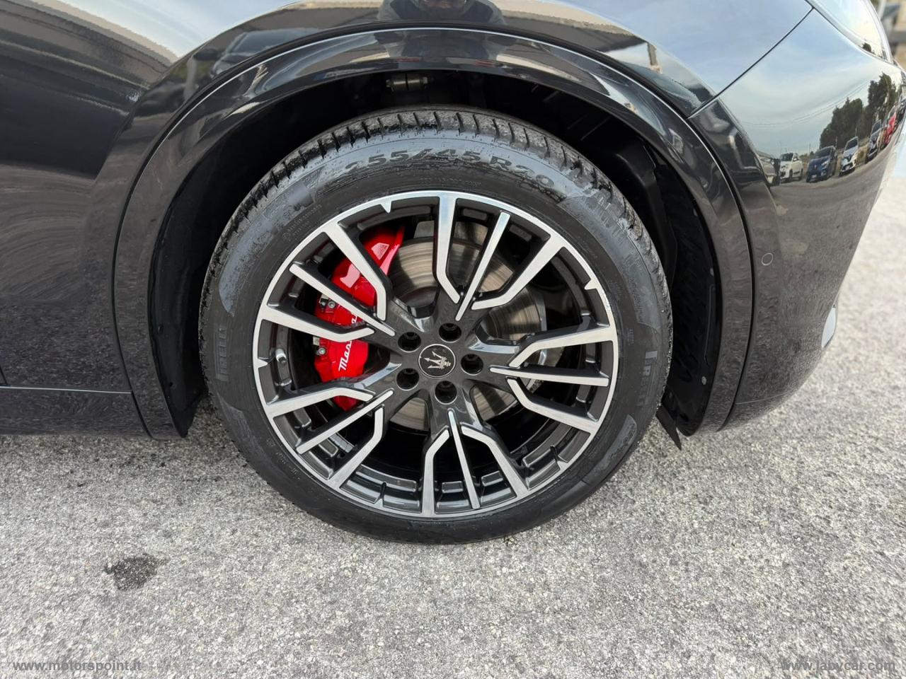MASERATI 2.0 MHEV 300 CV GT SOLO 10.000 KM!!!