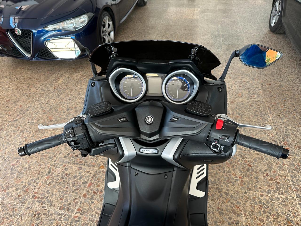 YAMAHA T-MAX 530 SX 2018 SPORT EDITION