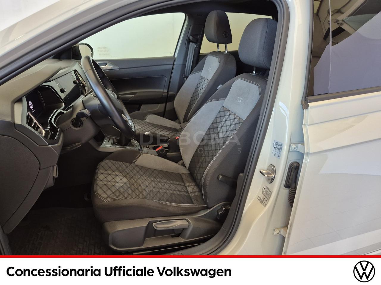 Volkswagen Taigo 1.0 tsi r-line 110cv