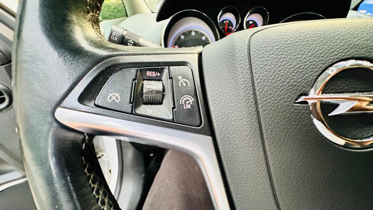 Opel Zafira Tourer 2.0 CDTi 130CV. 7 posti. Multispazio