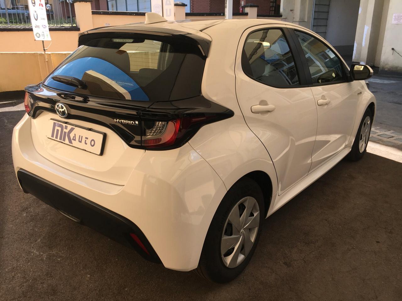 Toyota Yaris 1.5 Hybrid 5 porte Active