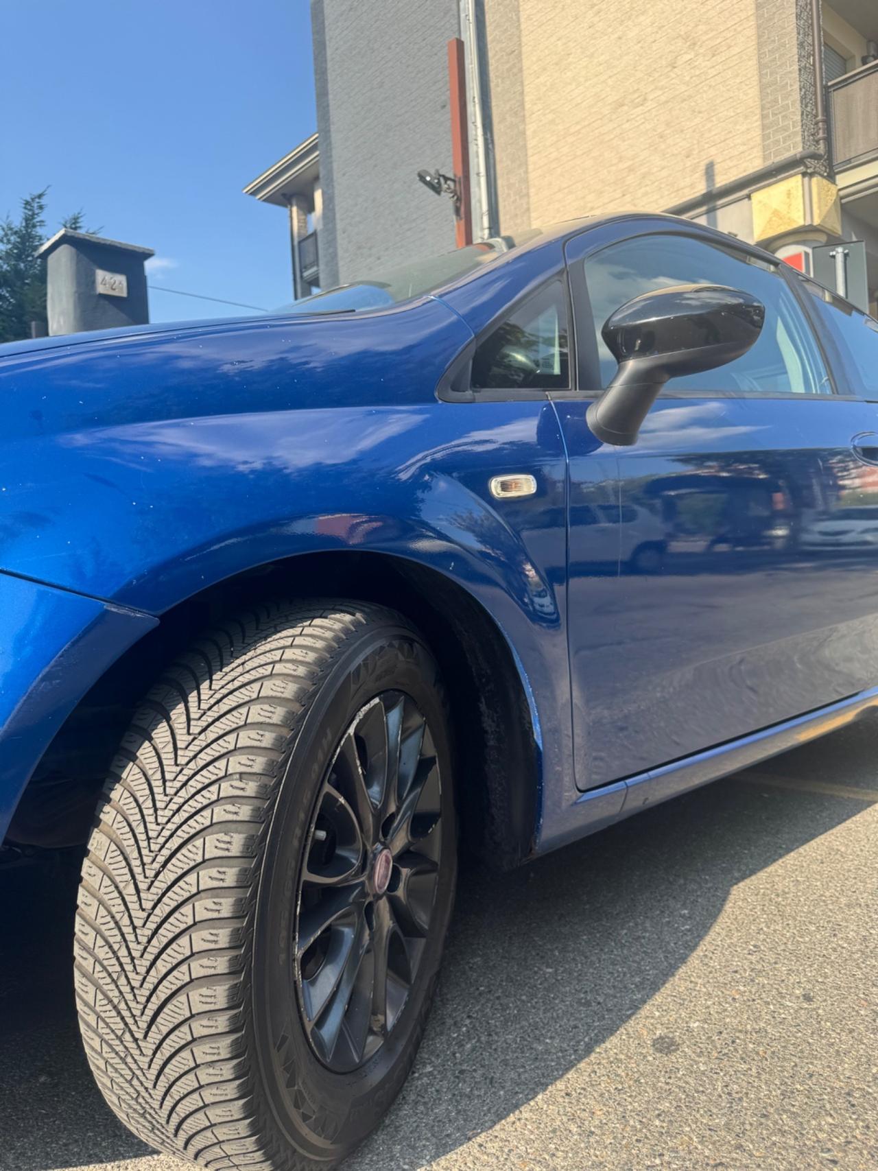 Fiat Punto Evo 1.2 70 cv GPL Bicolore Dynamic