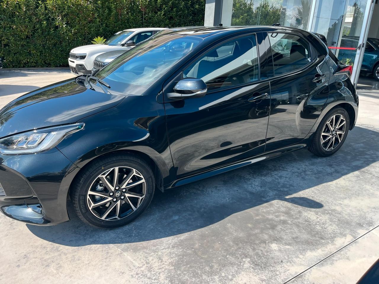 Toyota Yaris 1.5 Hybrid 5 porte Trend