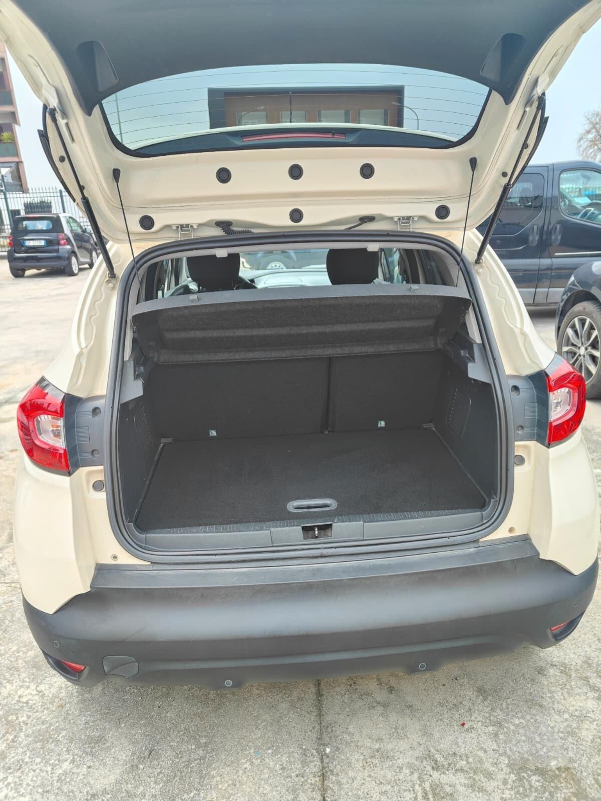 RENAULT CAPTUR -PRoV TOSCANA-ECCELLENTI CONDIZIONi