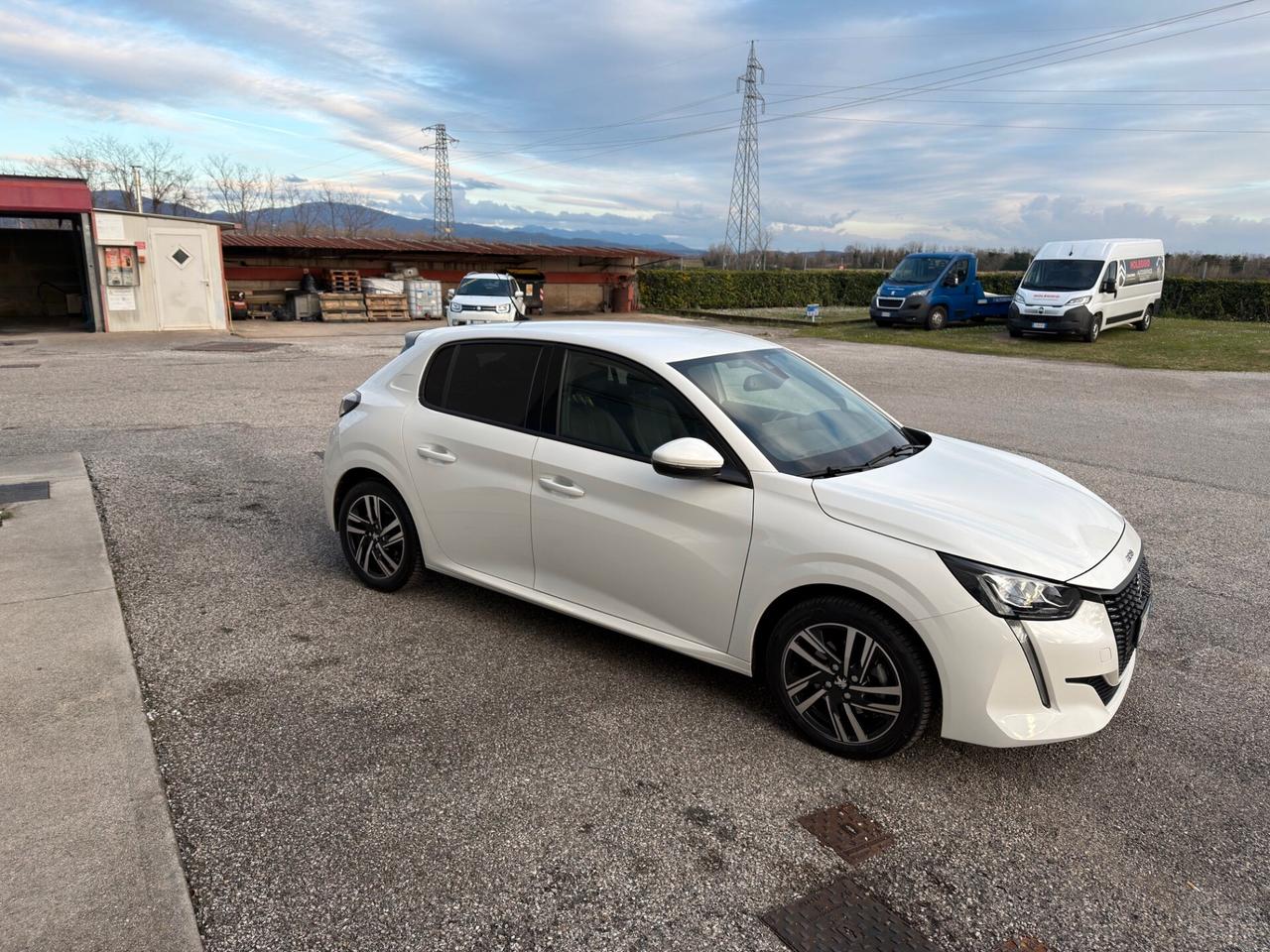 Peugeot 208 BlueHDi 100 Stop&Start 5 porte Allure