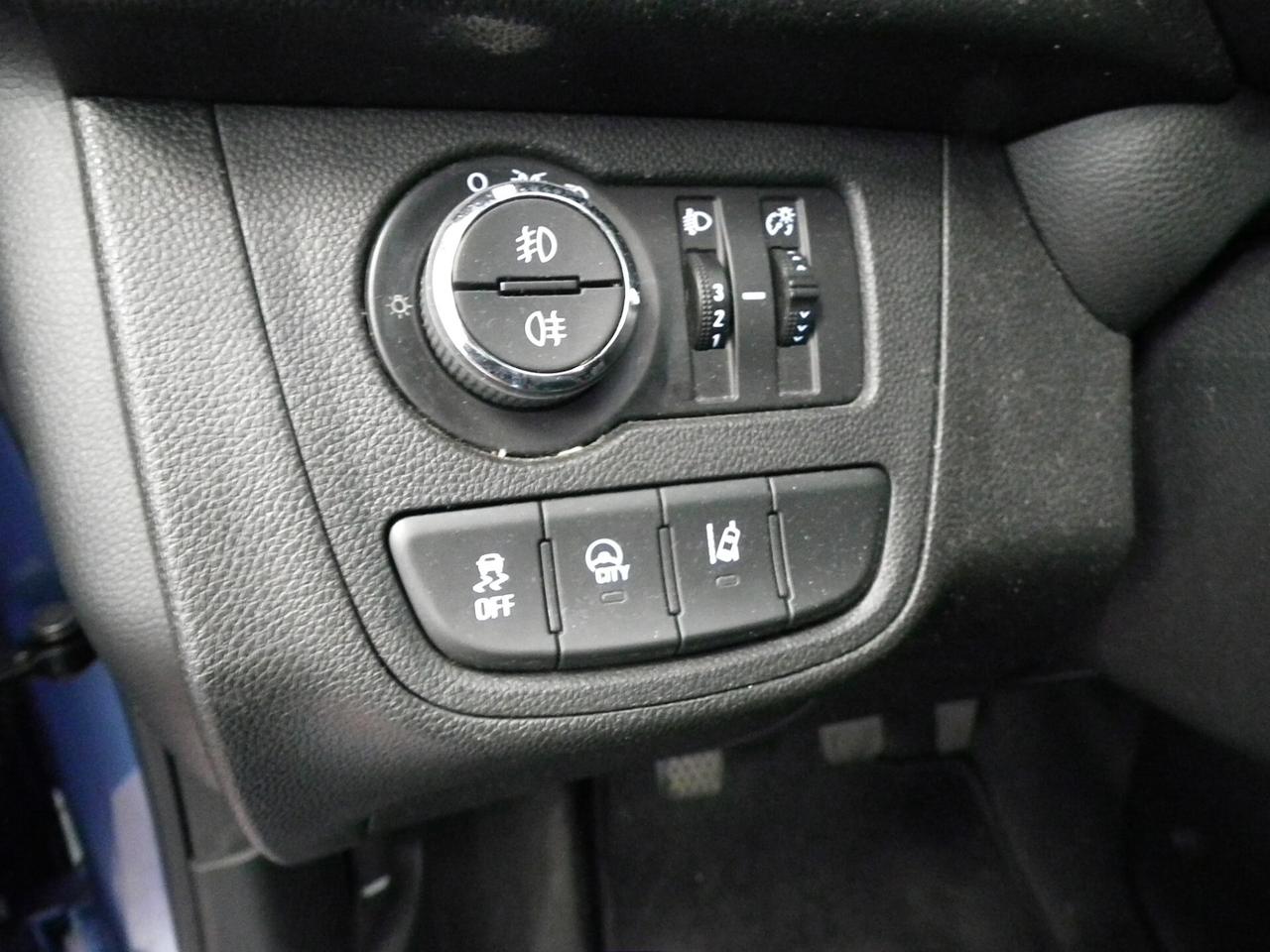 Opel Karl 1.0 BZ N-Joy UNIPROPRIETARIO CLIMA CRUISE TELEFONO BLUETOOTH !