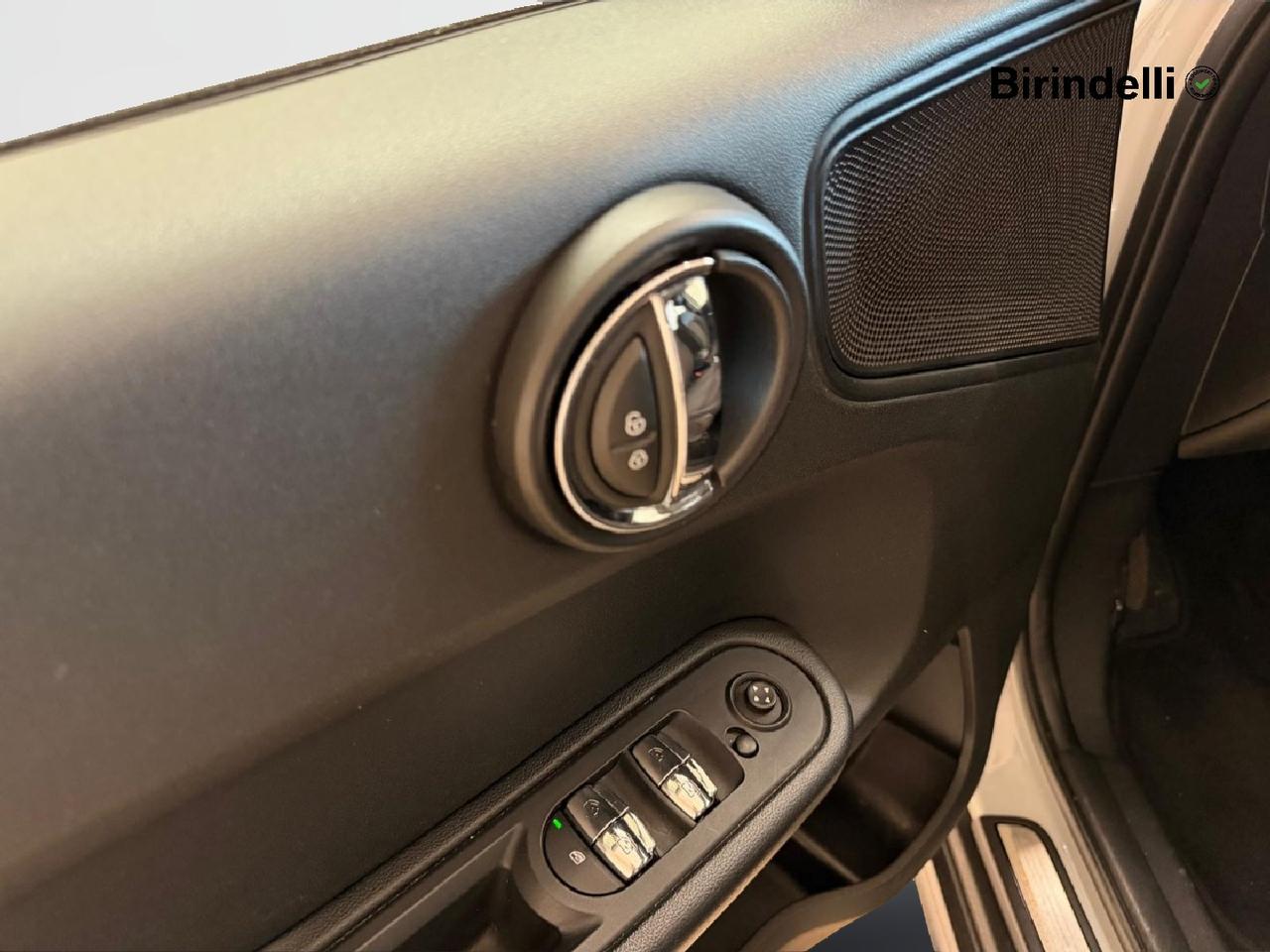 MINI Mini Countrym.(F60) - Mini 2.0 Cooper D Business Countryman Automatica