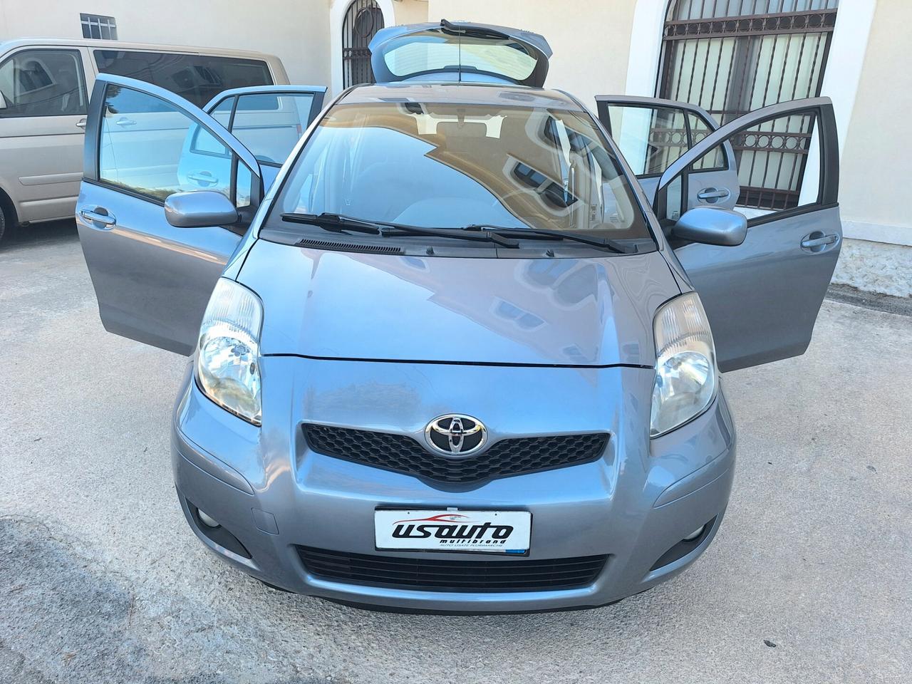 Toyota Yaris 1.0 BENZINA 5 PORTE 2010