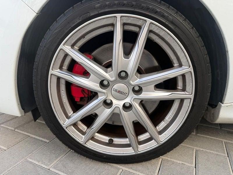 Renault Clio Clio 5p 1.6 RS Trophy 220cv edc