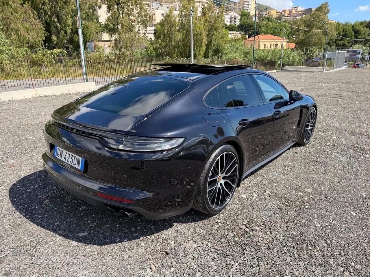 Porsche Panamera 2.9