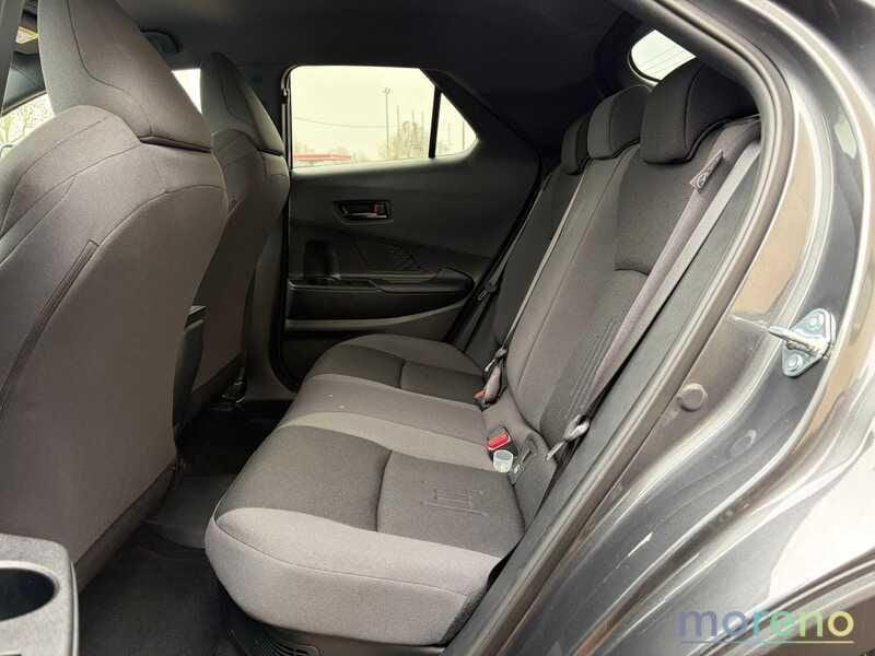 Toyota C-HR 2.0 phev Trend fwd e-cvt