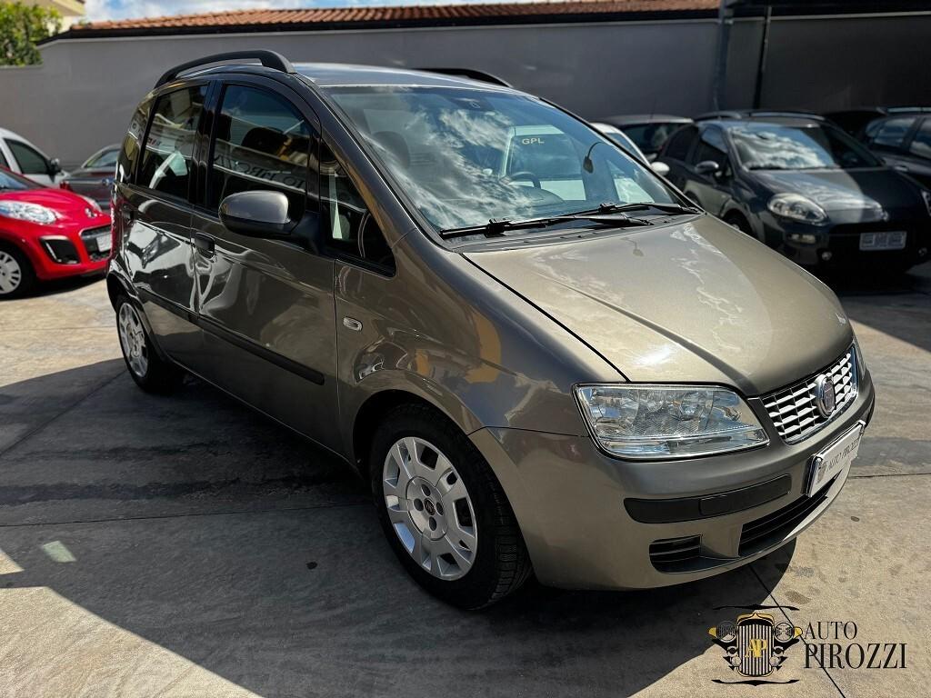 FIAT Idea 1.3 m-Jet allestimento Dynanic del 2011