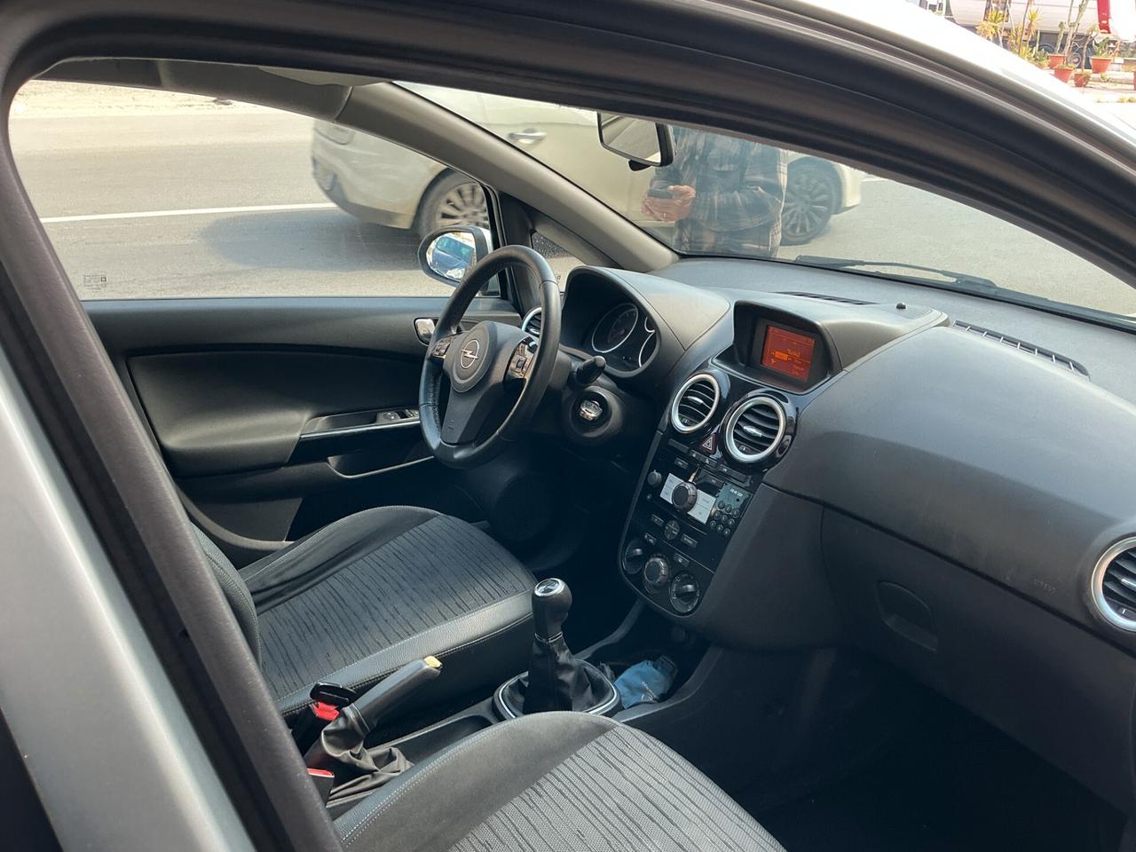 Opel Corsa 1.2 5 porte Edition