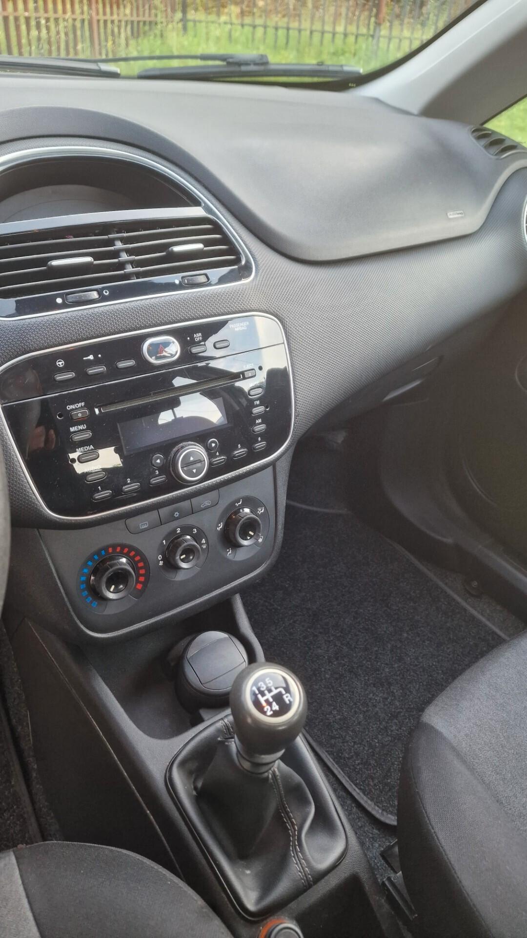 Fiat Punto 1.2 8V 5 porte Street - 2015 "ottime condiz."