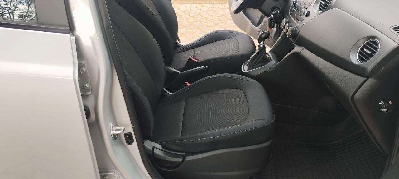 Hyundai i10 1.0, 12/15, km 61.800