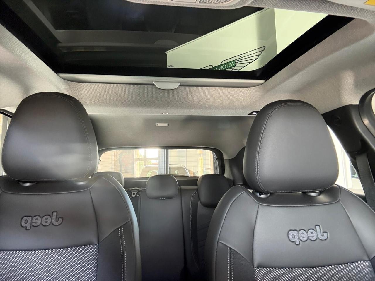 Jeep Avenger 1.2 Turbo 100 CV Tech & Sky