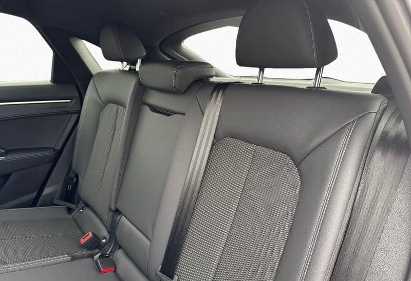 Audi Q3 Q3 SPB 35 TFSI S line edition Black Pack 19" Camera