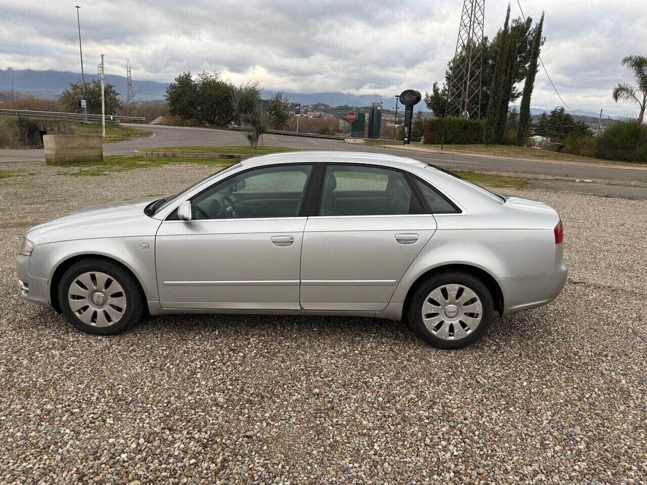 Audi A4 Berlina 1.9diesel 115cv