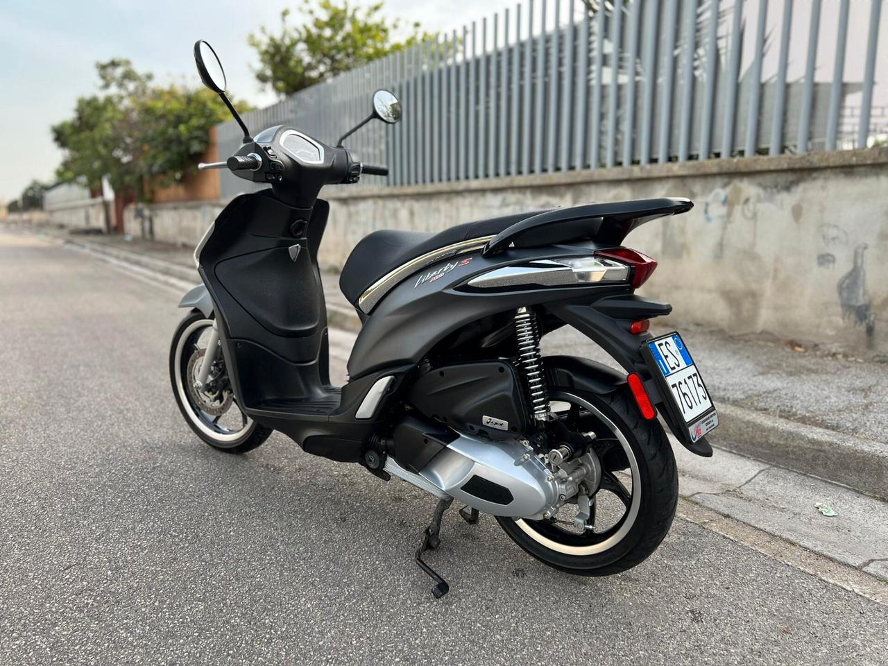 LIBERTY S 150 CON SOLI 926KM 2020 PARI AL NUOVO