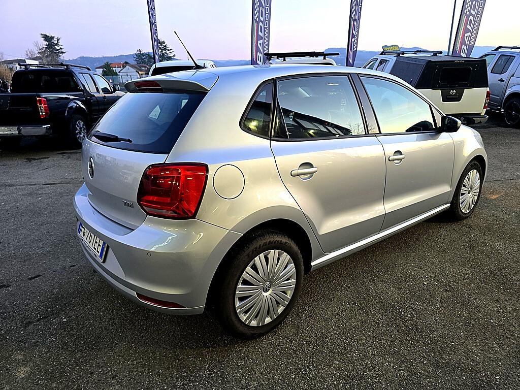 Volkswagen Polo 1.4 TDI 75CV HIGHLINE DA VETRINA!