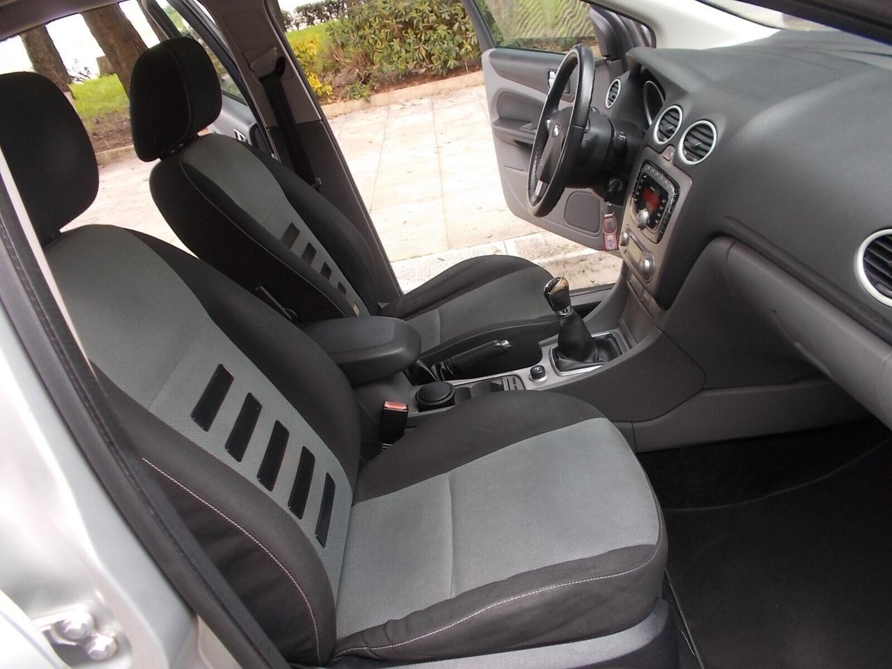 Ford Focus Berlina 1.6 TDCi 90cv 5 Porte