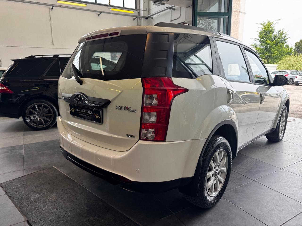 Mahindra XUV500 2.2 16V AWD W6 7 POSTI 4X4 DIESEL