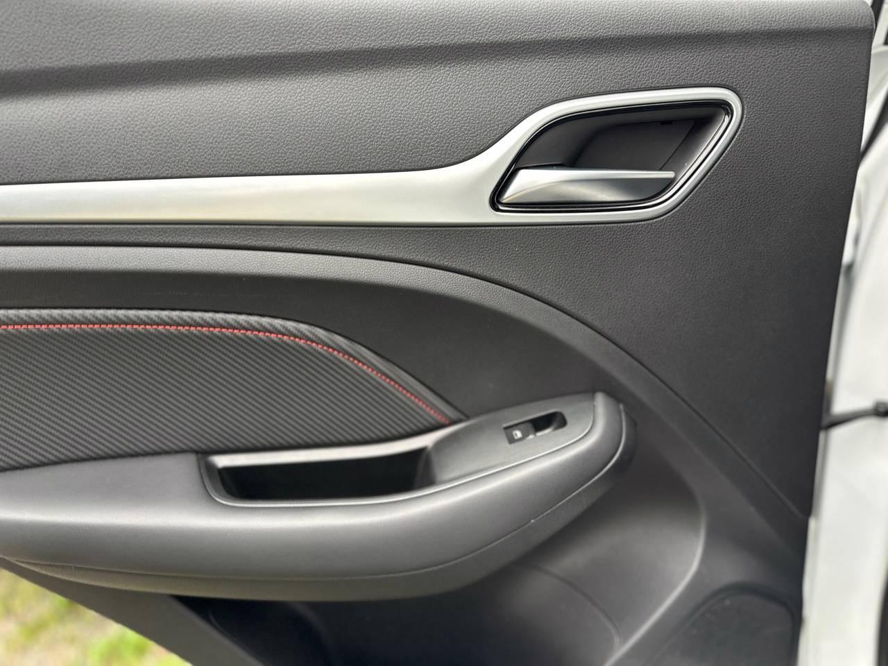 MG ZS 2021 - ZS 1.0 Luxury