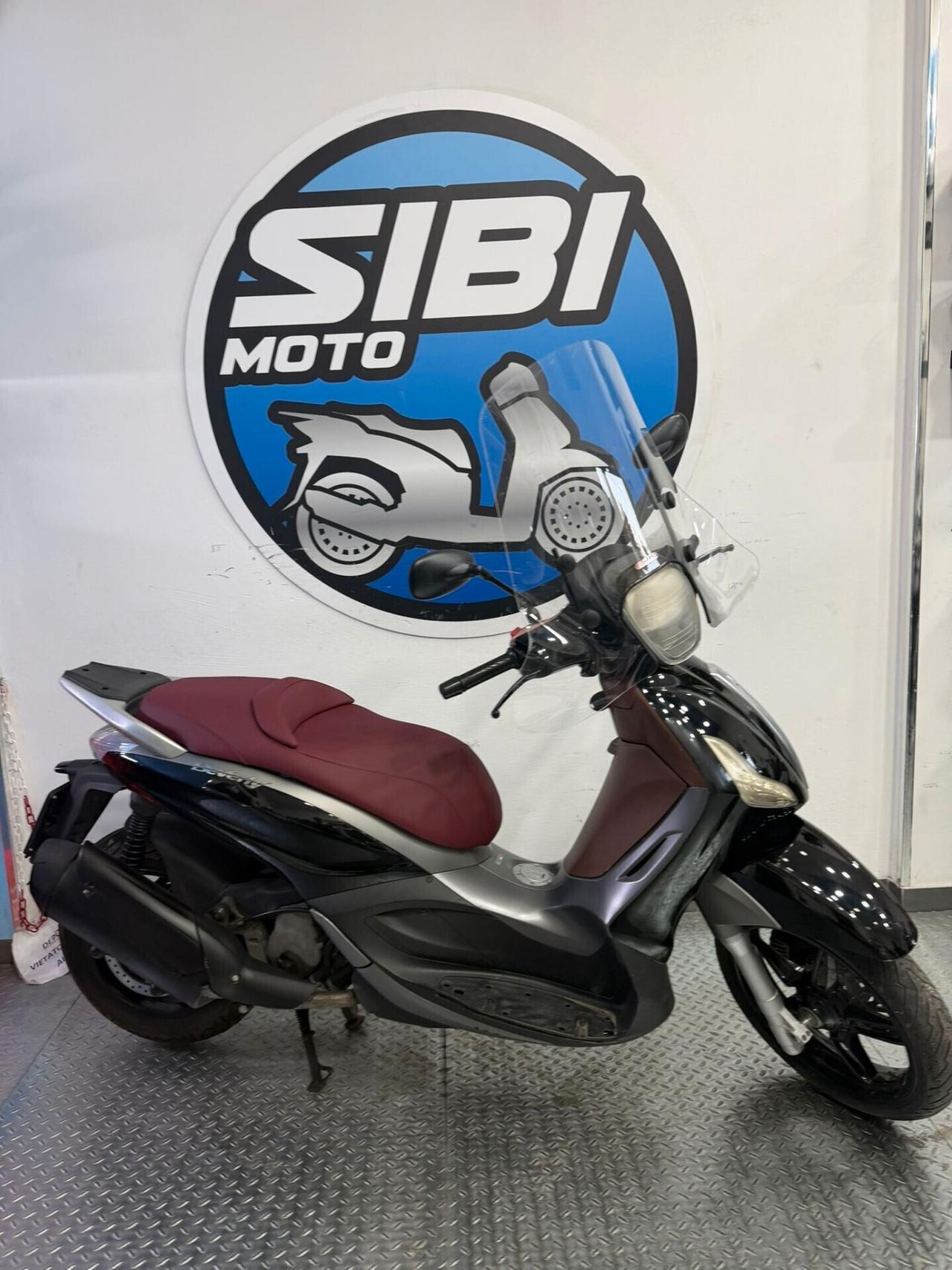 Piaggio Beverly 350