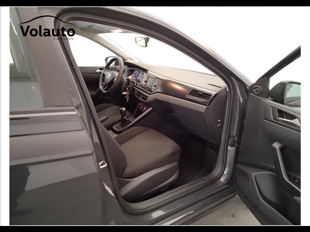 VOLKSWAGEN Polo VI 2017 - Polo 5p 1.0 mpi Trendline 65cv