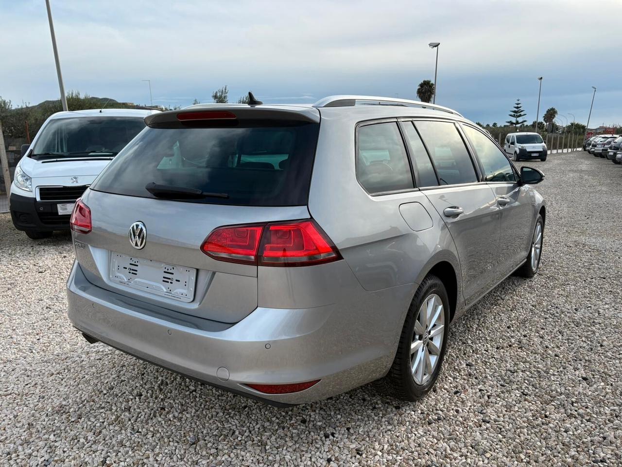 Volkswagen Golf Variant 1.6 TDI 110 CV Comfortline BlueMotion Tech.