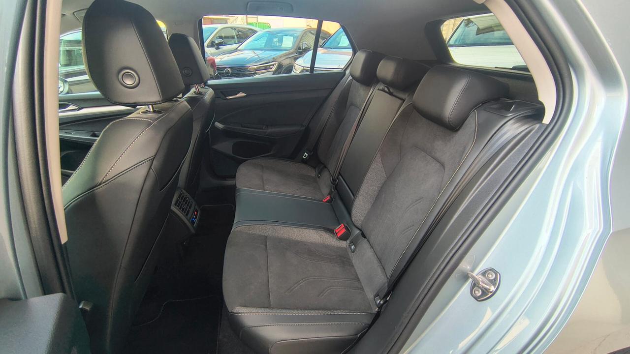 Volkswagen Golf 1.5 TSI eHYBRID 204cv EDITION PLUS DSG