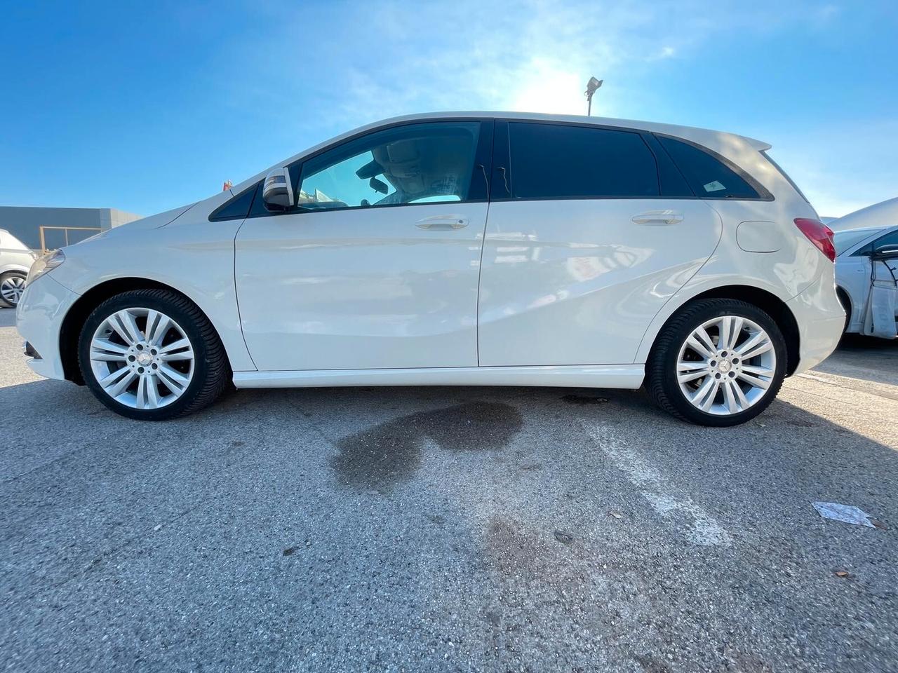 Mercedes-benz B 180 d Automatic Premium