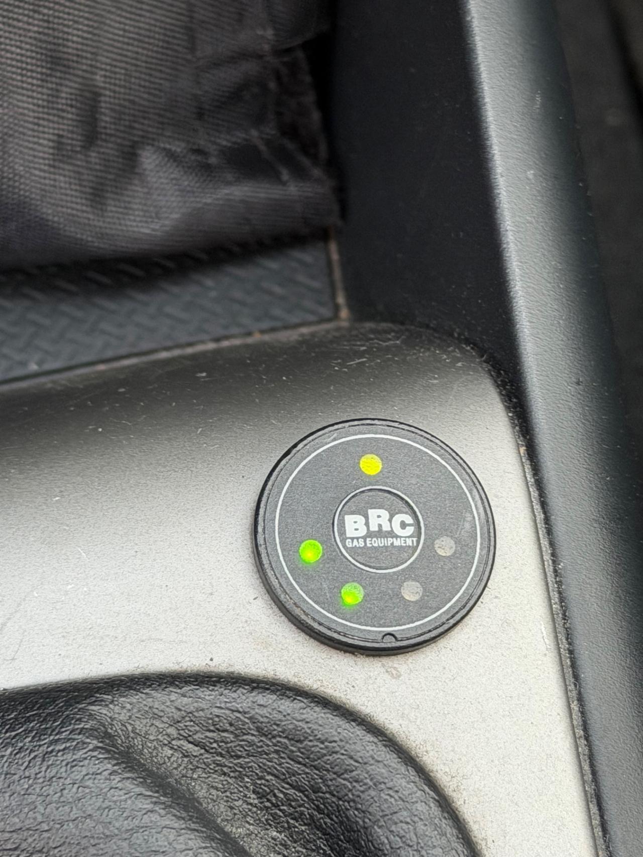 Hyundai i30 1.4 16V 109CV 5p. BlueDr. GPL Active