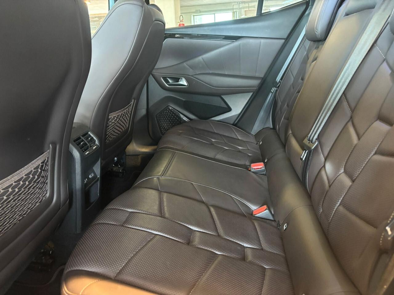 Ds DS4 CROSS RIVOLI BlueHDi 130 aut. SPOTICAR