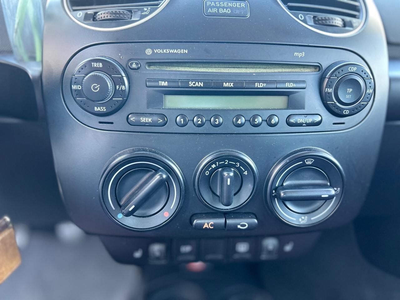 Volkswagen New Beetle 1.6 Benzina