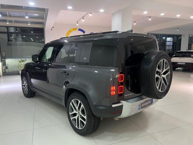 LAND ROVER Defender 110 3.0D I6 200 CV AWD Auto SEda ?599,00