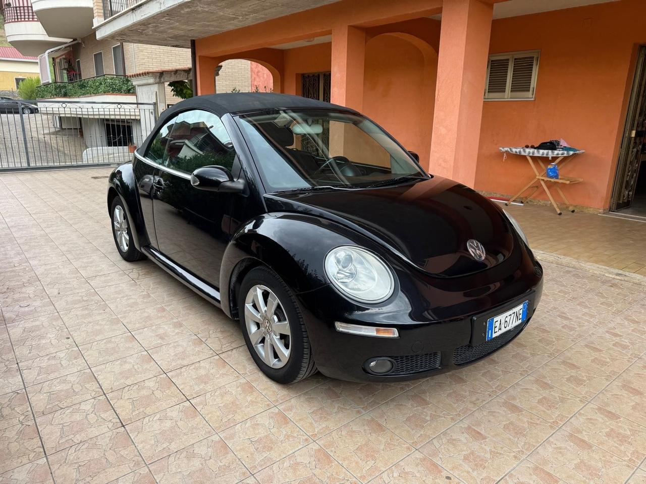 Volkswagen New Beetle 1.9 TDI 105CV Cabrio Lim. Red Edt.