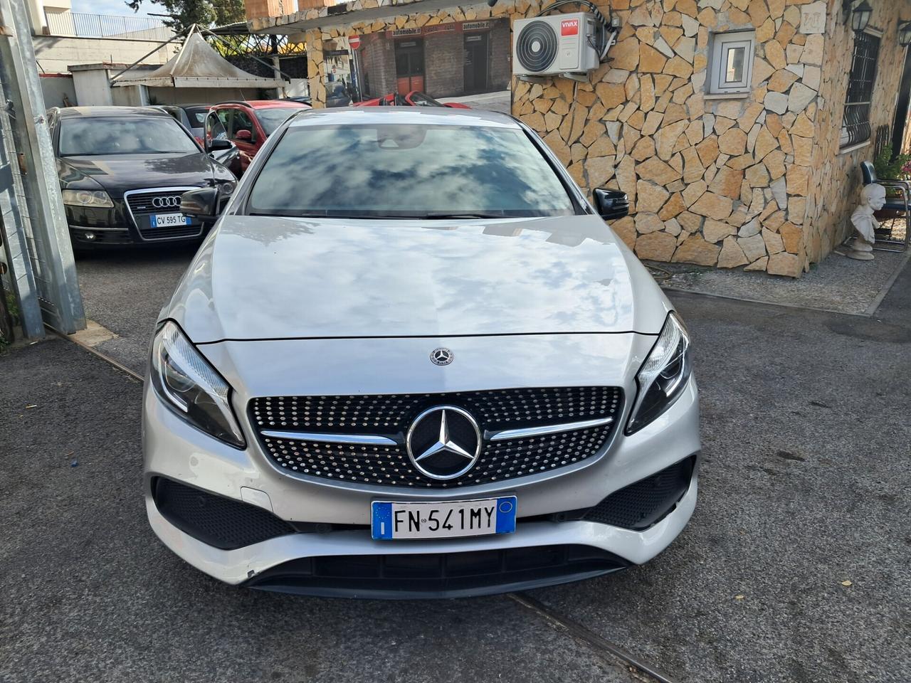 Mercedes-benz A 180 A 180 d Automatic Premium