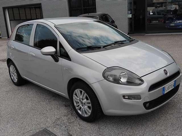 Fiat Punto Punto III 2012 5p 1.2 Lounge E6