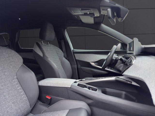 PEUGEOT 5008 Hybrid 136 e-DCS6 Allure Pack