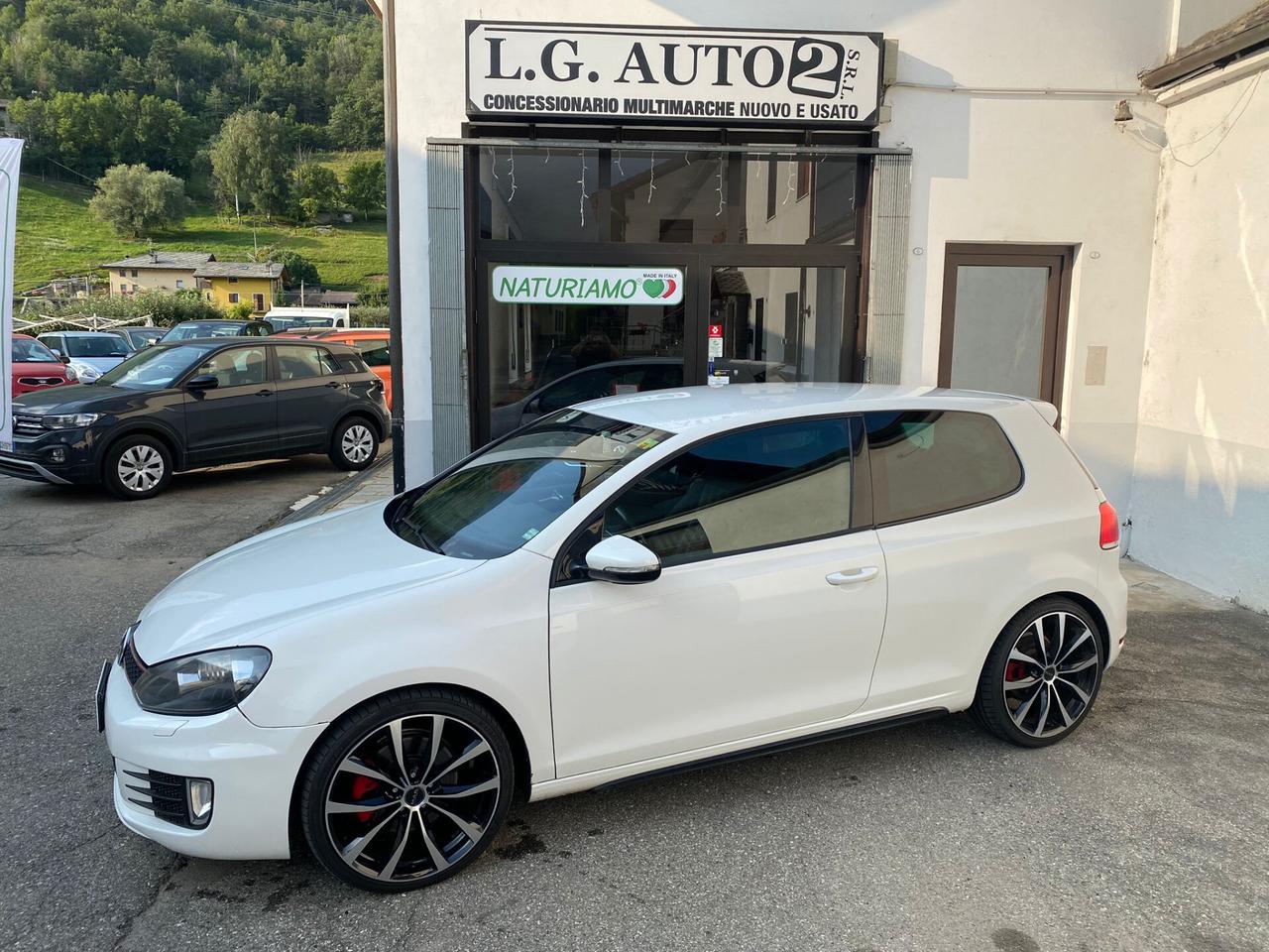 Volkswagen Golf GTI Golf 2.0 TSI 3p. GTI