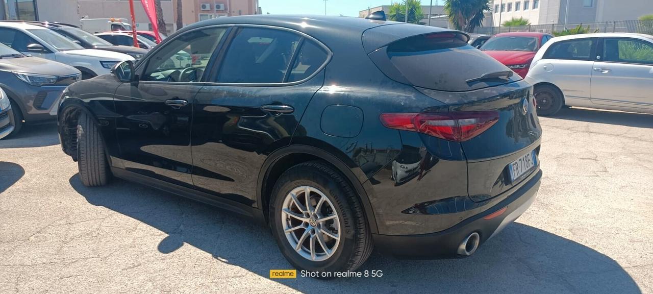 Alfa Romeo Stelvio 2.2 Turbodiesel 180 CV AT8 RWD Business (Prezzo con Finanziamento)