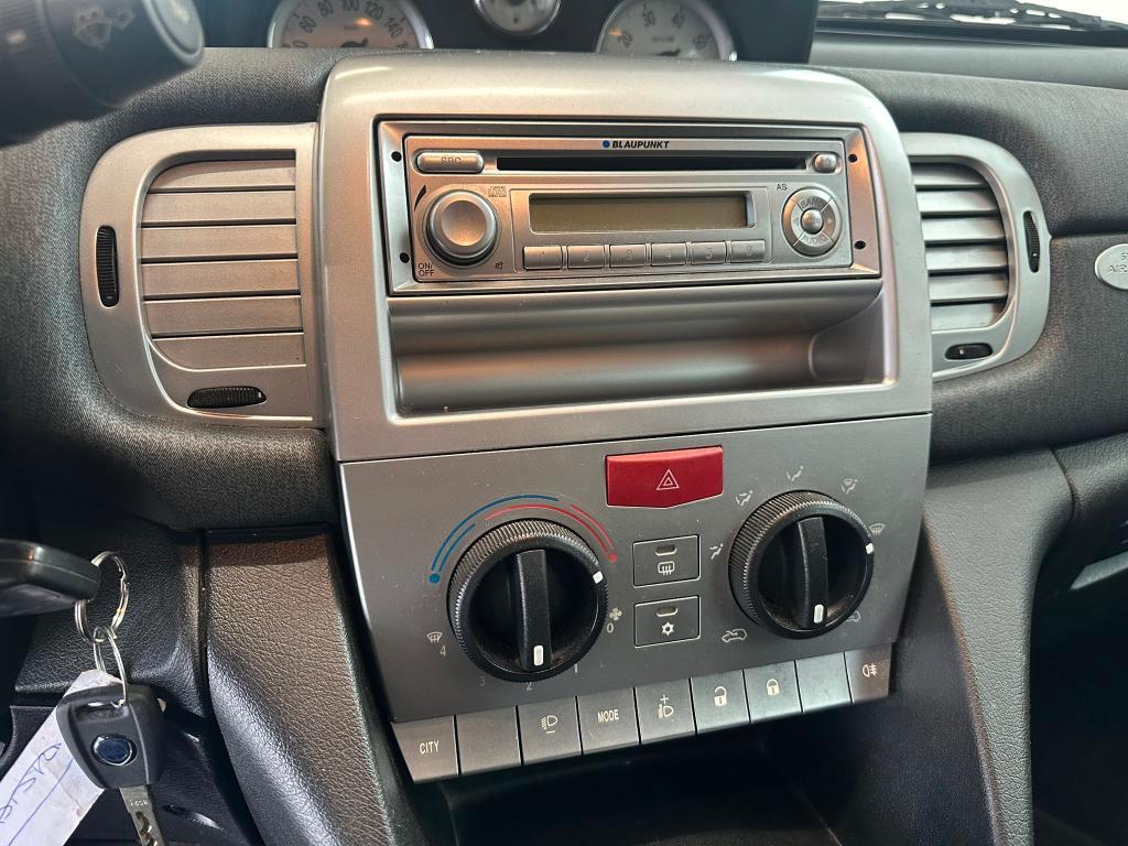 Lancia Ypsilon Ypsilon II 1.2 8v Argento