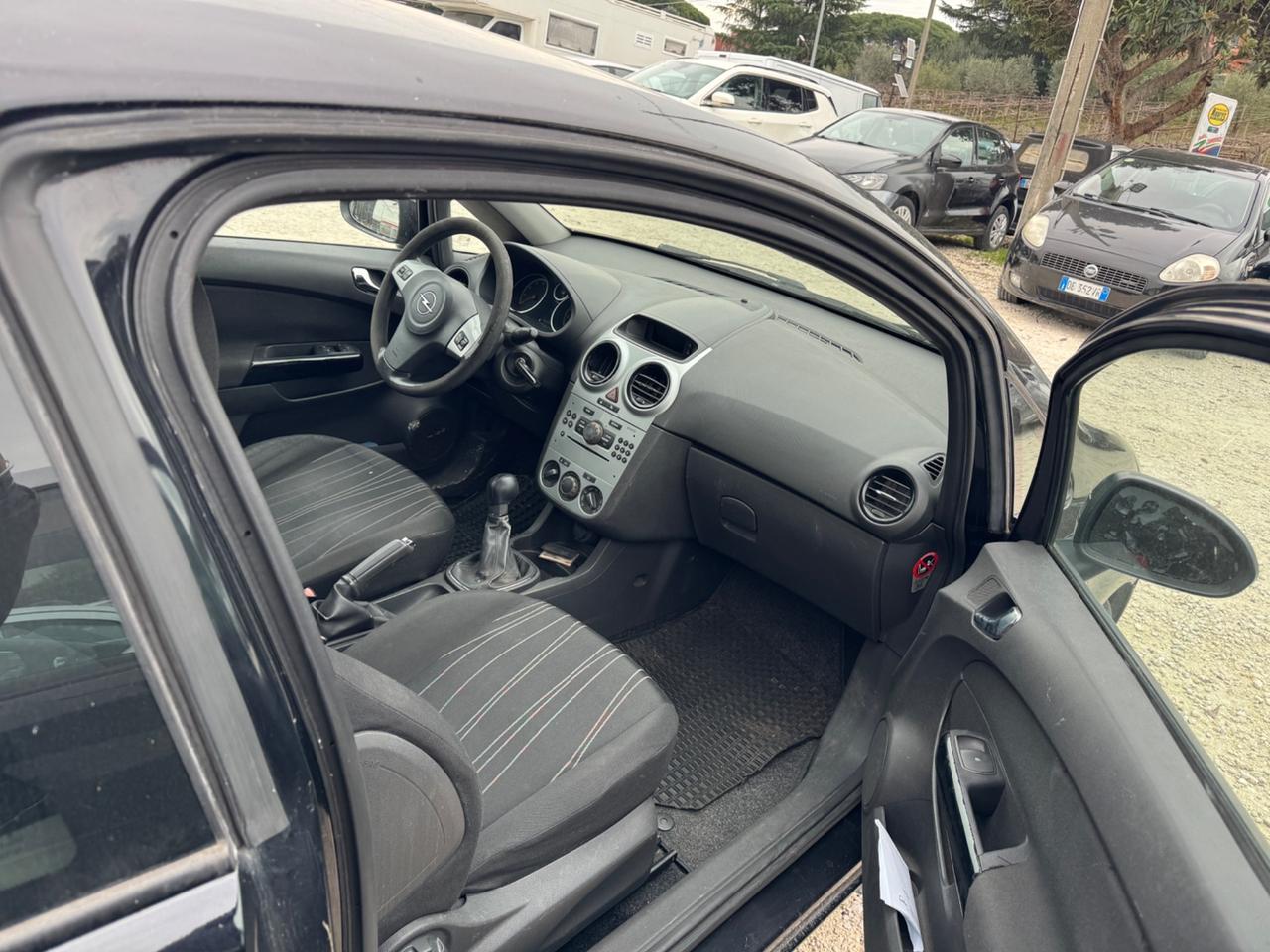 Opel Corsa 1.2 80CV 3 porte GPL-TECH Club per Neopatentati